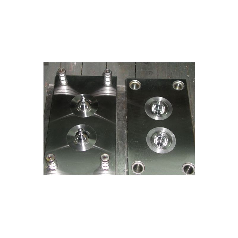 OEM LSR Injection Mold Tooling for Baby Nipple Application Factory4