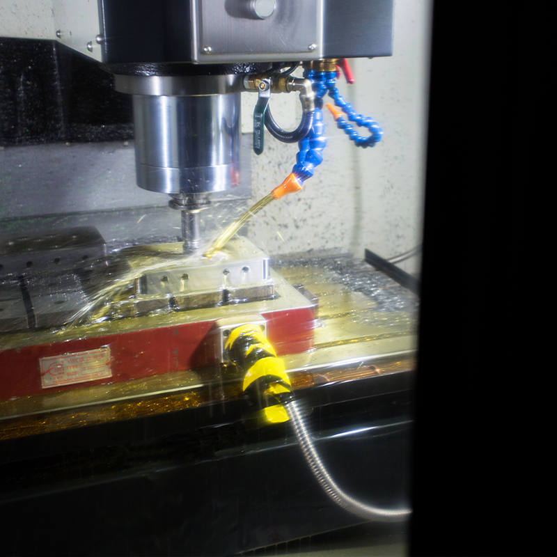 Selecting Wear-Resistant Mold Steels with the Right Hardness and Toughness9
